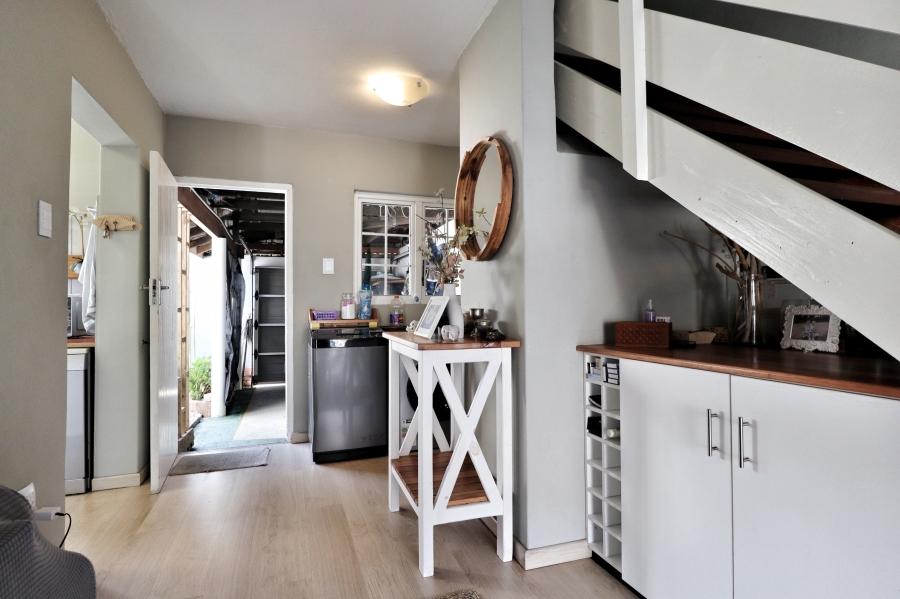 1 Bedroom Property for Sale in Meer En See KwaZulu-Natal