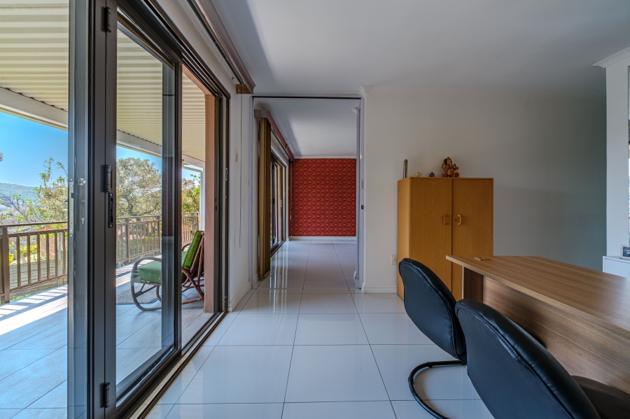 4 Bedroom Property for Sale in Reservoir Hills KwaZulu-Natal