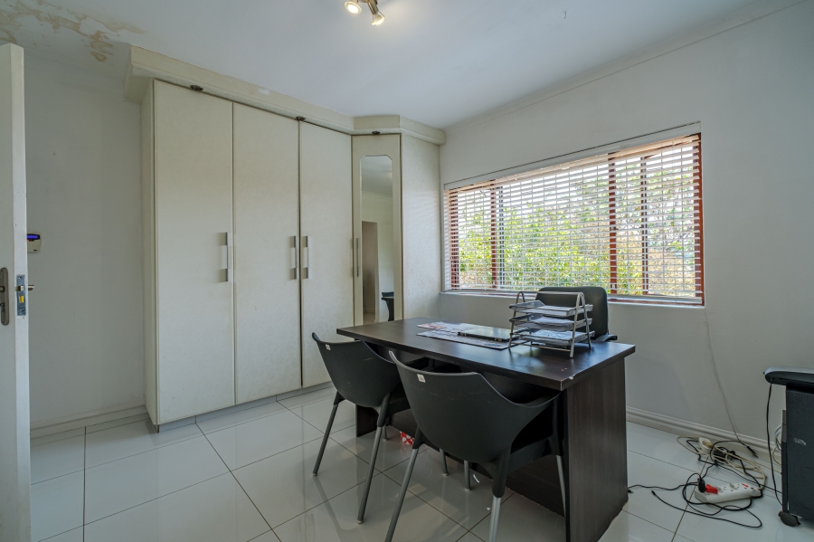 4 Bedroom Property for Sale in Reservoir Hills KwaZulu-Natal