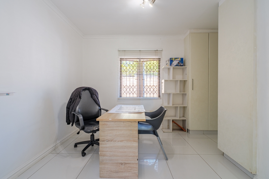 4 Bedroom Property for Sale in Reservoir Hills KwaZulu-Natal