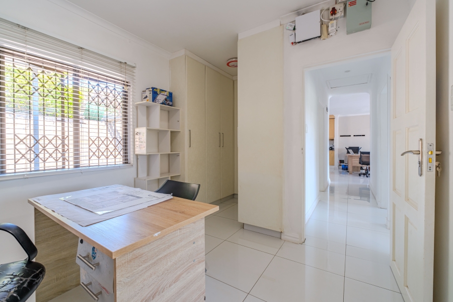4 Bedroom Property for Sale in Reservoir Hills KwaZulu-Natal