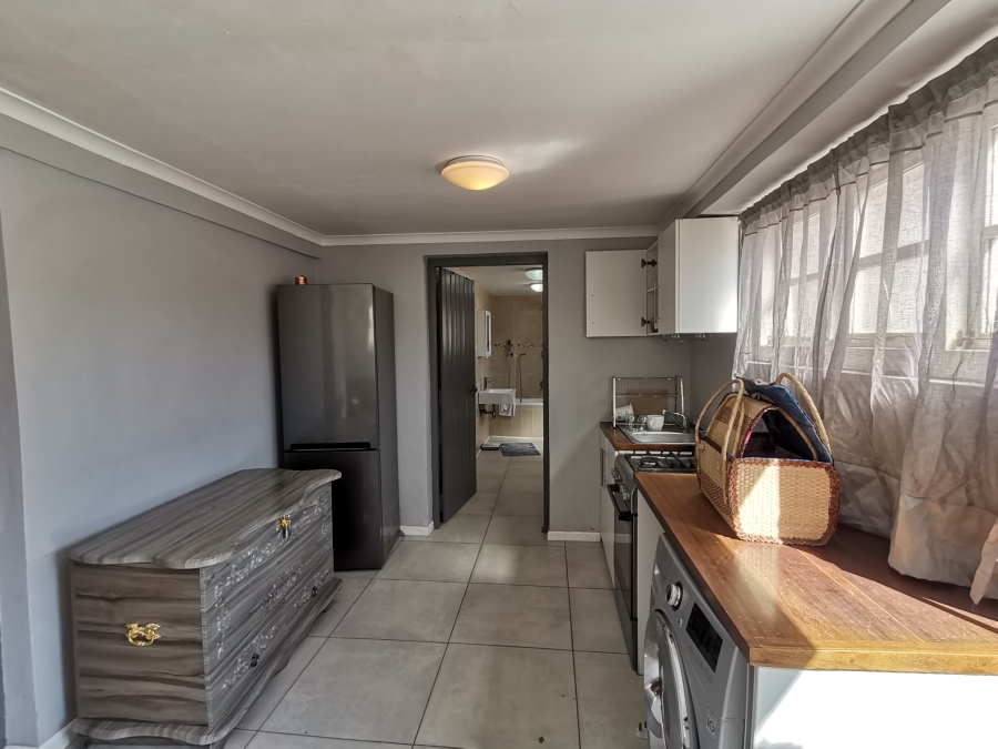 To Let 5 Bedroom Property for Rent in Morningside KwaZulu-Natal