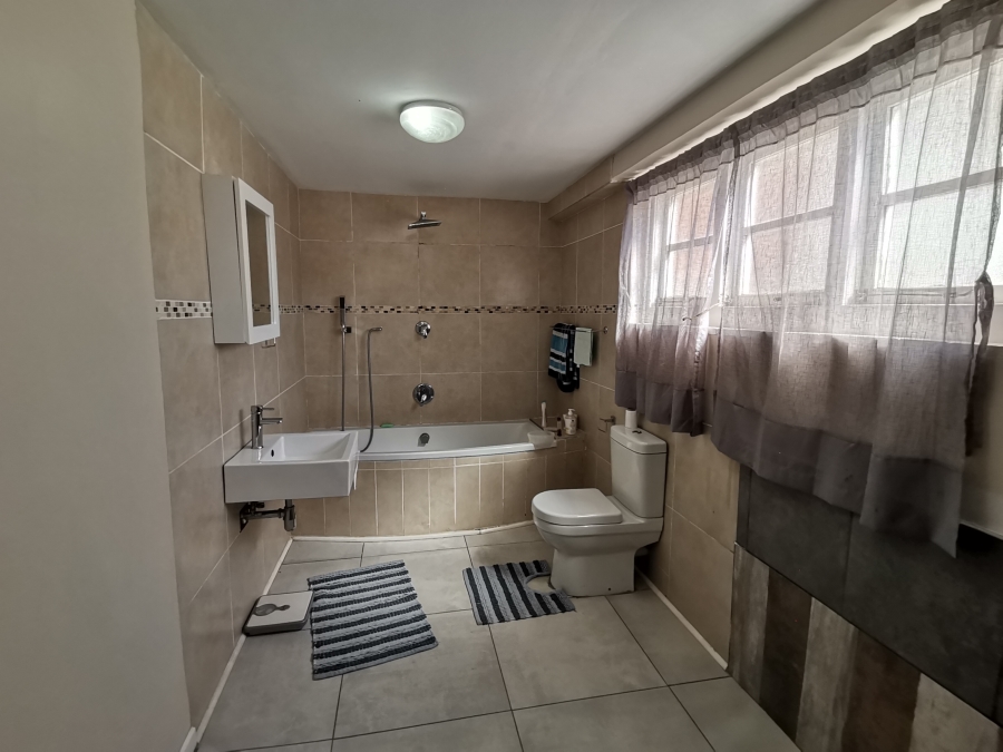 To Let 5 Bedroom Property for Rent in Morningside KwaZulu-Natal