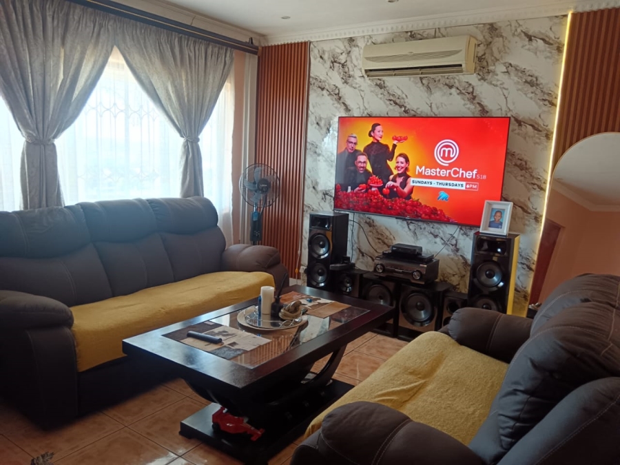 To Let 3 Bedroom Property for Rent in Corovoca KwaZulu-Natal