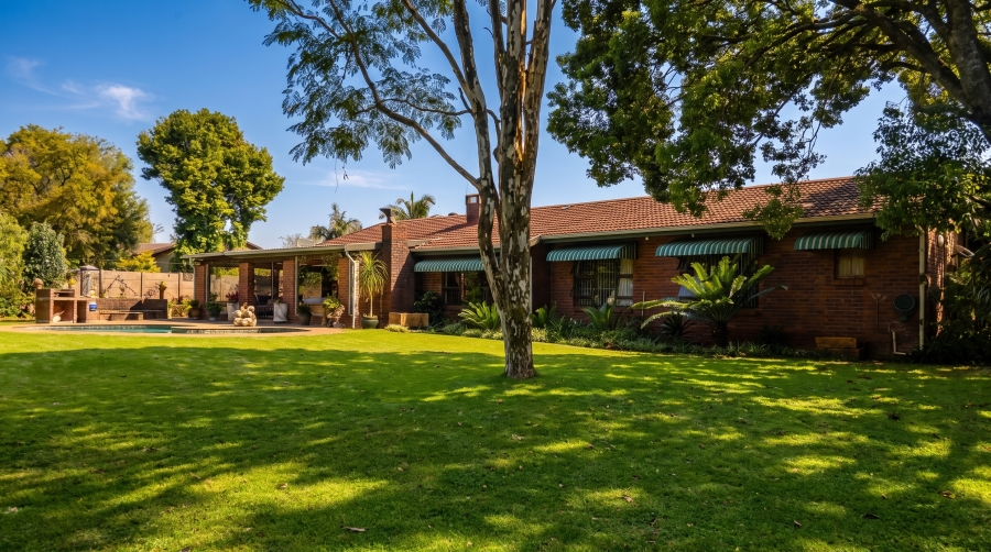 5 Bedroom Property for Sale in Mountain Homes KwaZulu-Natal