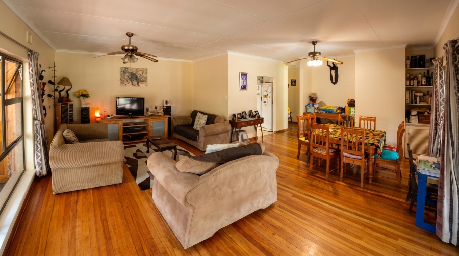 5 Bedroom Property for Sale in Mountain Homes KwaZulu-Natal