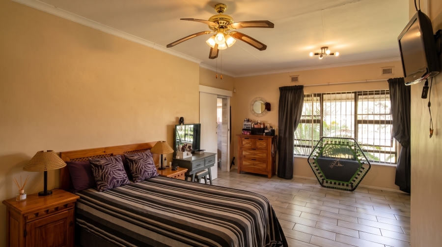 5 Bedroom Property for Sale in Mountain Homes KwaZulu-Natal