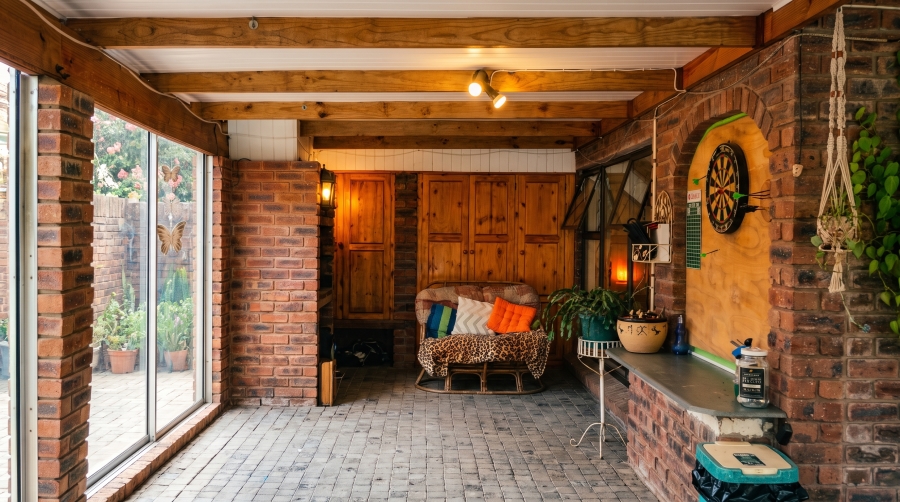 5 Bedroom Property for Sale in Mountain Homes KwaZulu-Natal