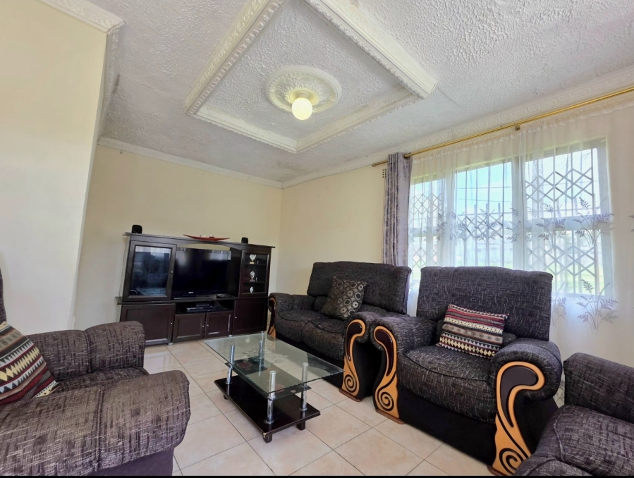 3 Bedroom Property for Sale in Lovu KwaZulu-Natal