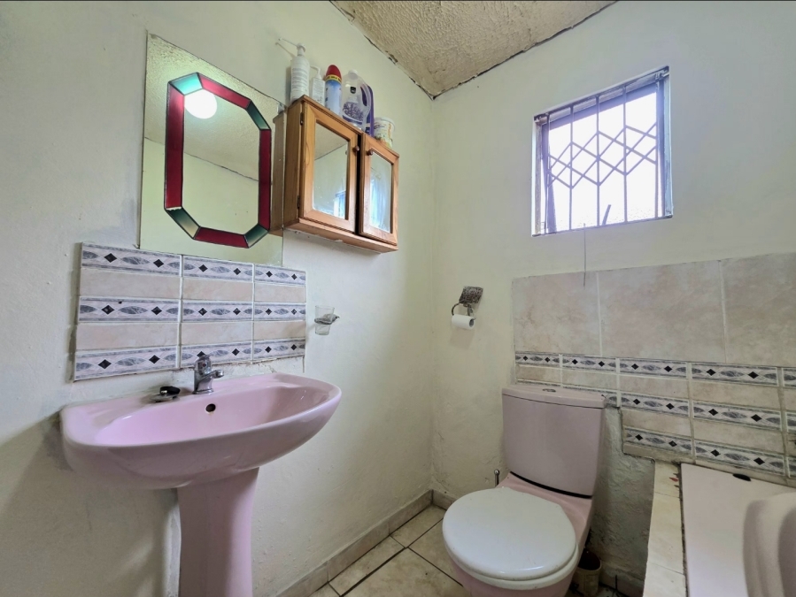 3 Bedroom Property for Sale in Lovu KwaZulu-Natal
