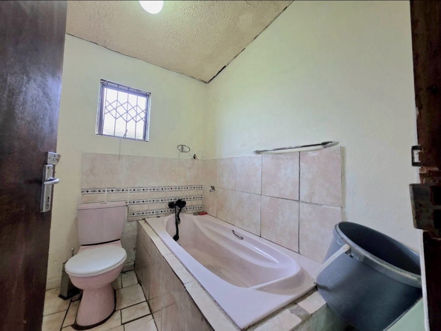 3 Bedroom Property for Sale in Lovu KwaZulu-Natal