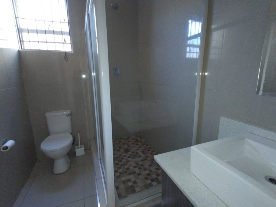 To Let 2 Bedroom Property for Rent in Windermere KwaZulu-Natal