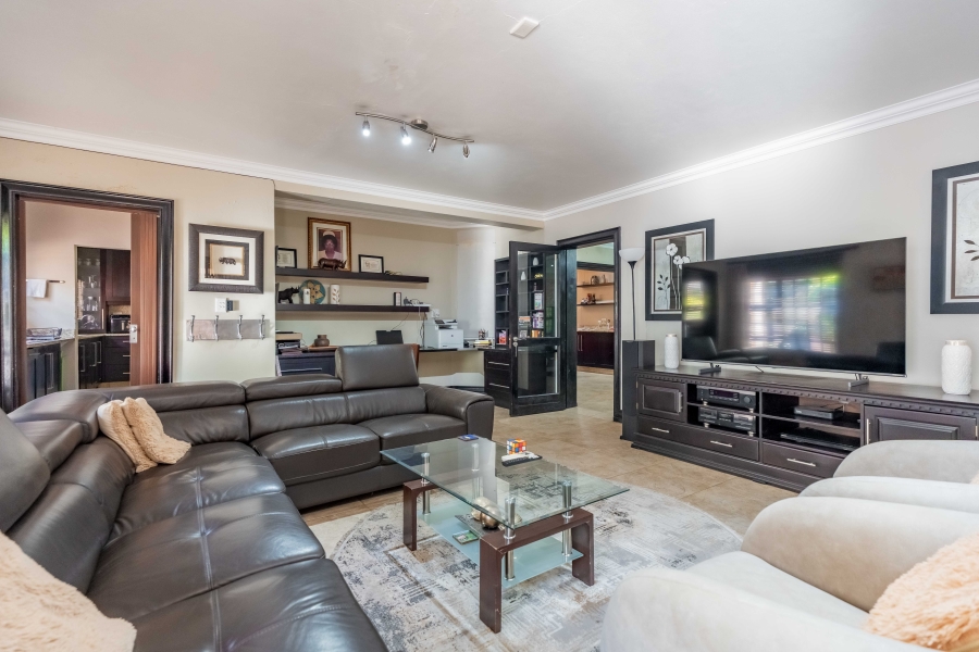 5 Bedroom Property for Sale in Westville Central KwaZulu-Natal
