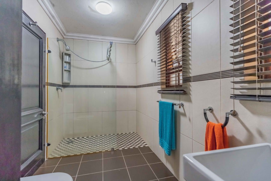 5 Bedroom Property for Sale in Westville Central KwaZulu-Natal