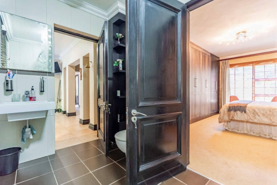 5 Bedroom Property for Sale in Westville Central KwaZulu-Natal