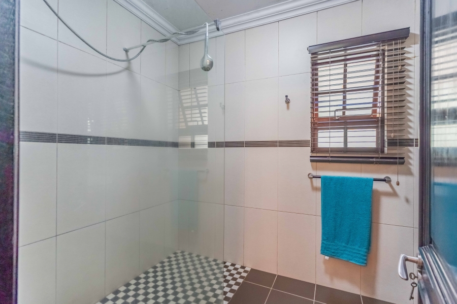 5 Bedroom Property for Sale in Westville Central KwaZulu-Natal