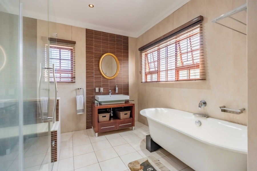 5 Bedroom Property for Sale in Westville Central KwaZulu-Natal