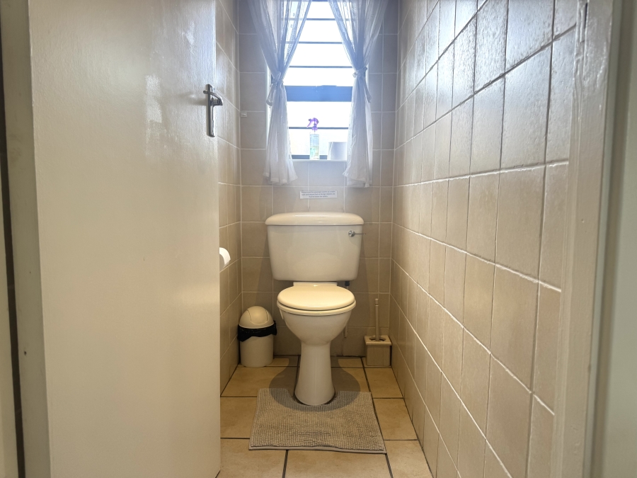 2 Bedroom Property for Sale in Scottburgh South KwaZulu-Natal