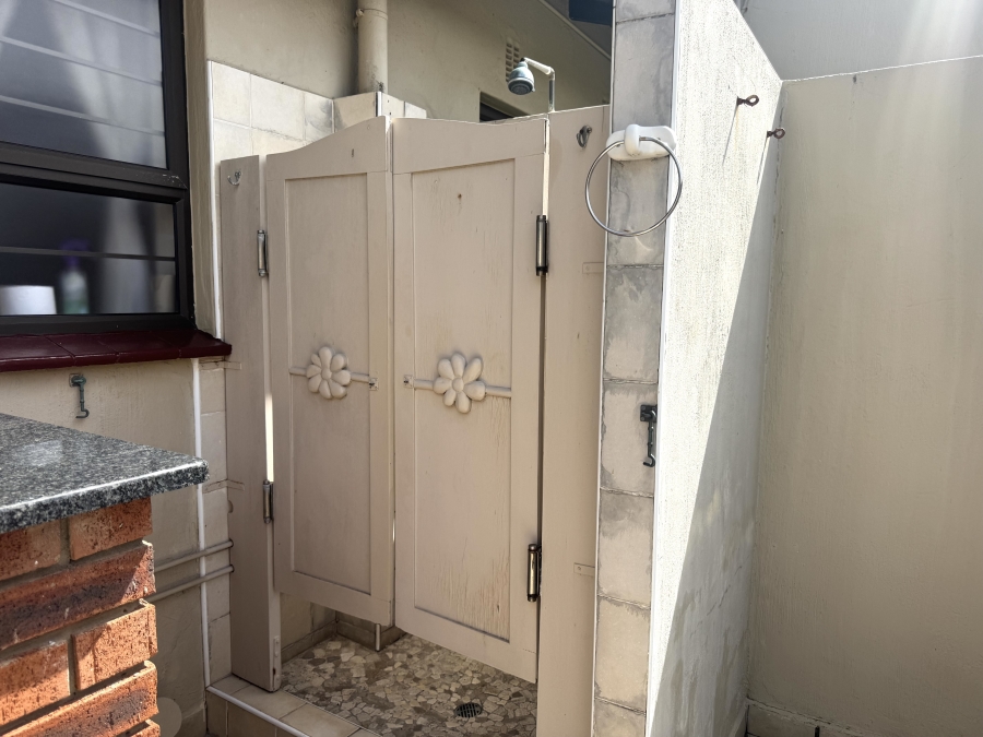 2 Bedroom Property for Sale in Scottburgh South KwaZulu-Natal
