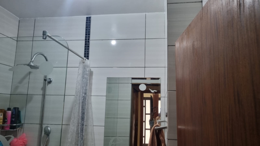 2 Bedroom Property for Sale in Escombe KwaZulu-Natal