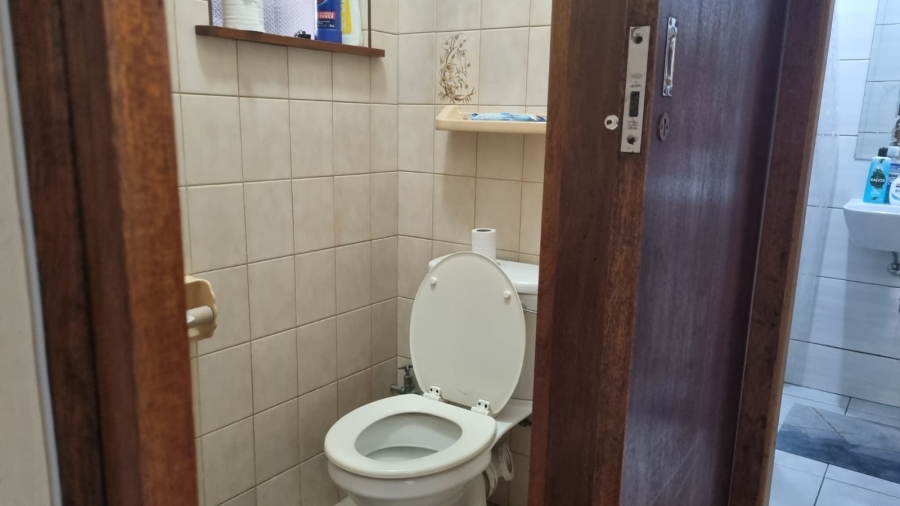 2 Bedroom Property for Sale in Escombe KwaZulu-Natal
