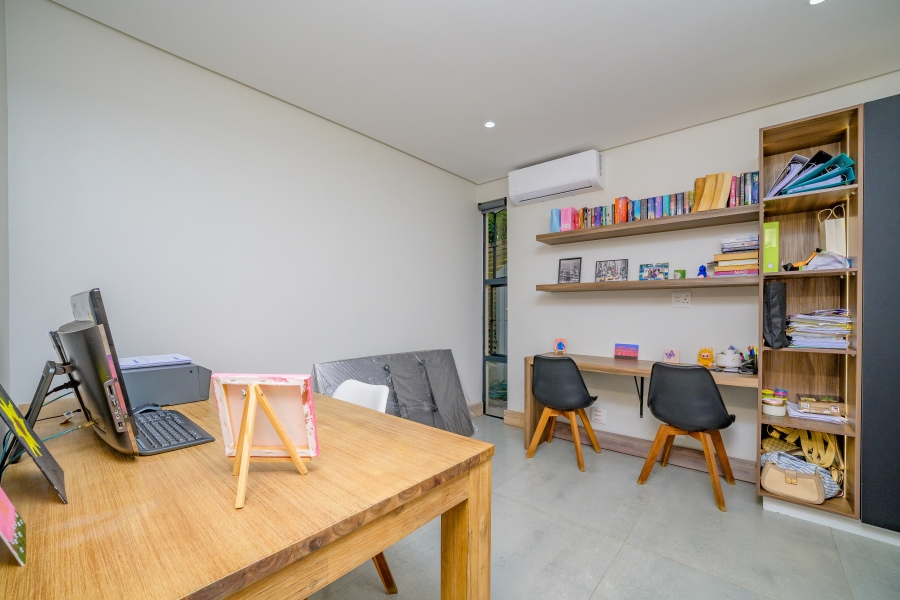 5 Bedroom Property for Sale in Simbithi Eco Estate KwaZulu-Natal
