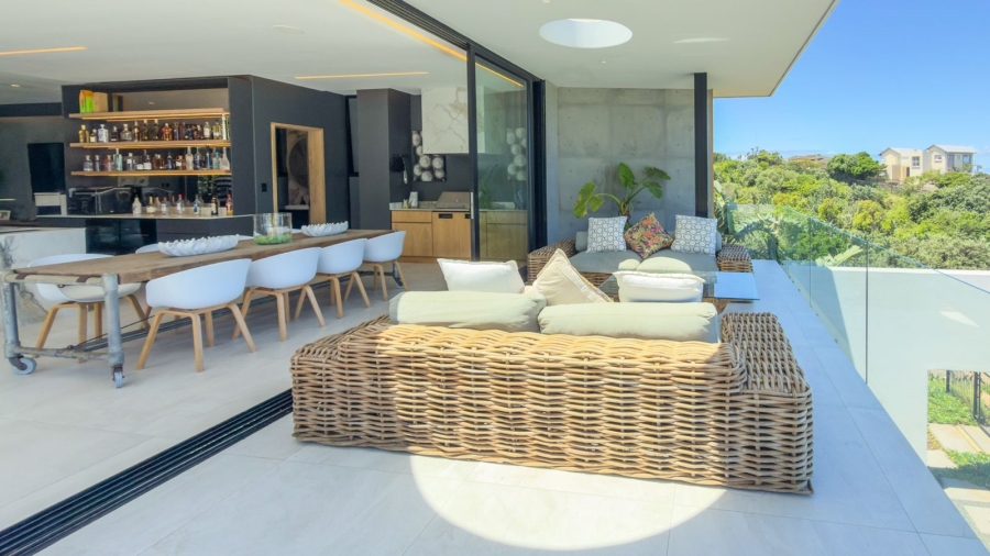 5 Bedroom Property for Sale in Zululami Coastal Estate KwaZulu-Natal