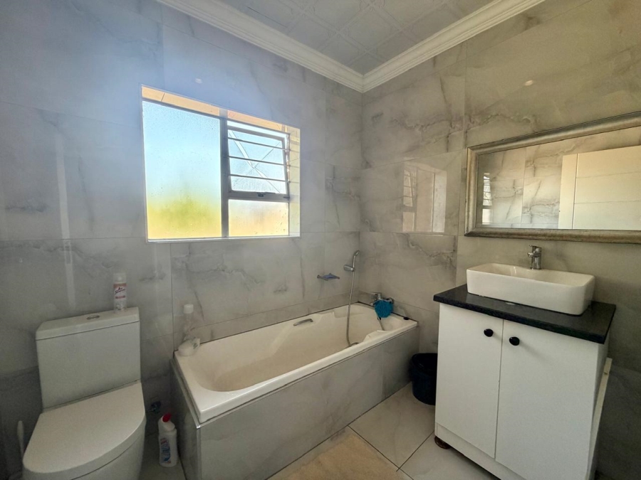 3 Bedroom Property for Sale in Meer En See KwaZulu-Natal