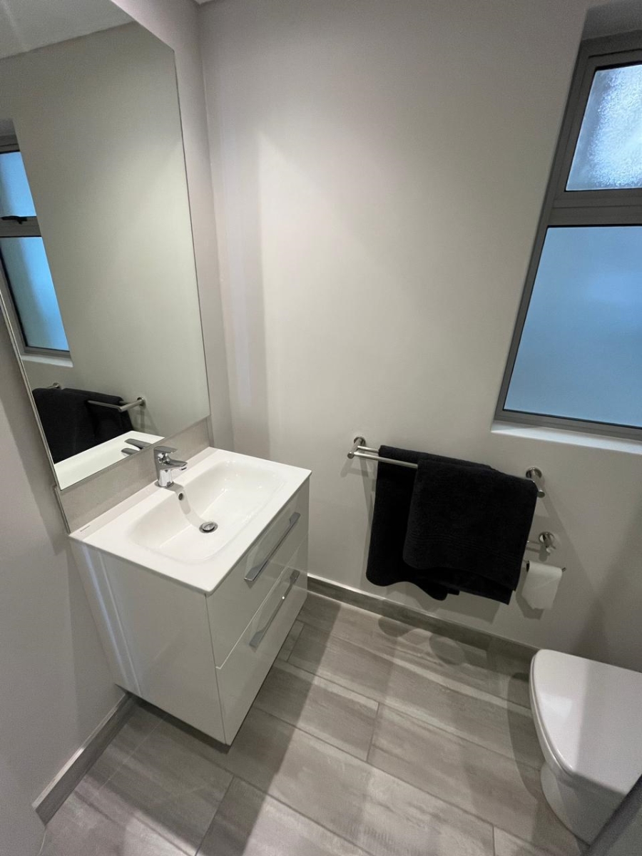 To Let 1 Bedroom Property for Rent in Umhlanga KwaZulu-Natal