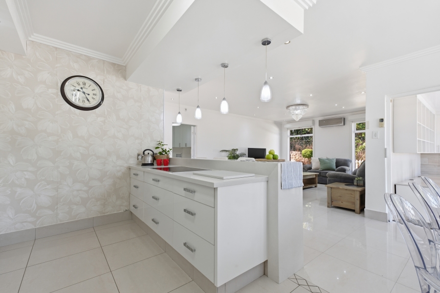 3 Bedroom Property for Sale in Chiltern Hills KwaZulu-Natal