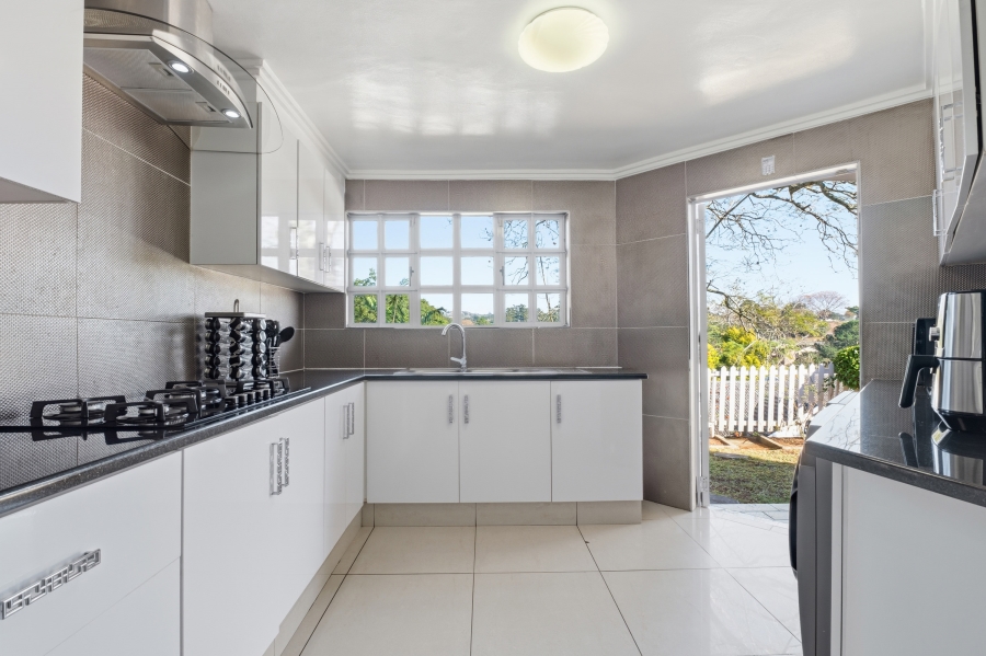 3 Bedroom Property for Sale in Chiltern Hills KwaZulu-Natal