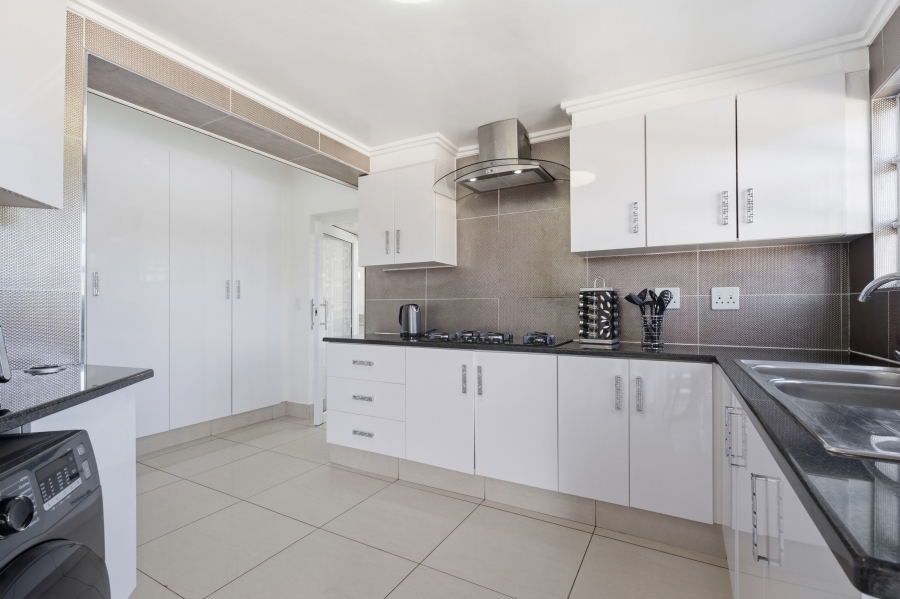 3 Bedroom Property for Sale in Chiltern Hills KwaZulu-Natal