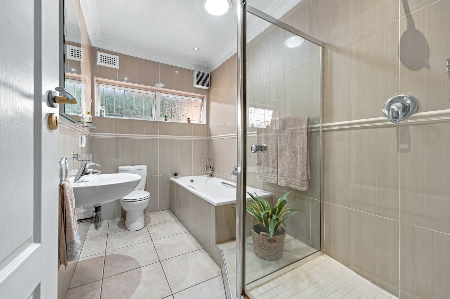 4 Bedroom Property for Sale in Grayleigh KwaZulu-Natal