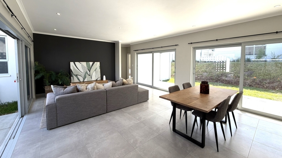 To Let 3 Bedroom Property for Rent in Lalela Estate KwaZulu-Natal