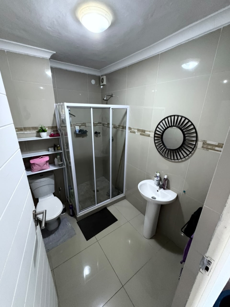 2 Bedroom Property for Sale in Bluff KwaZulu-Natal