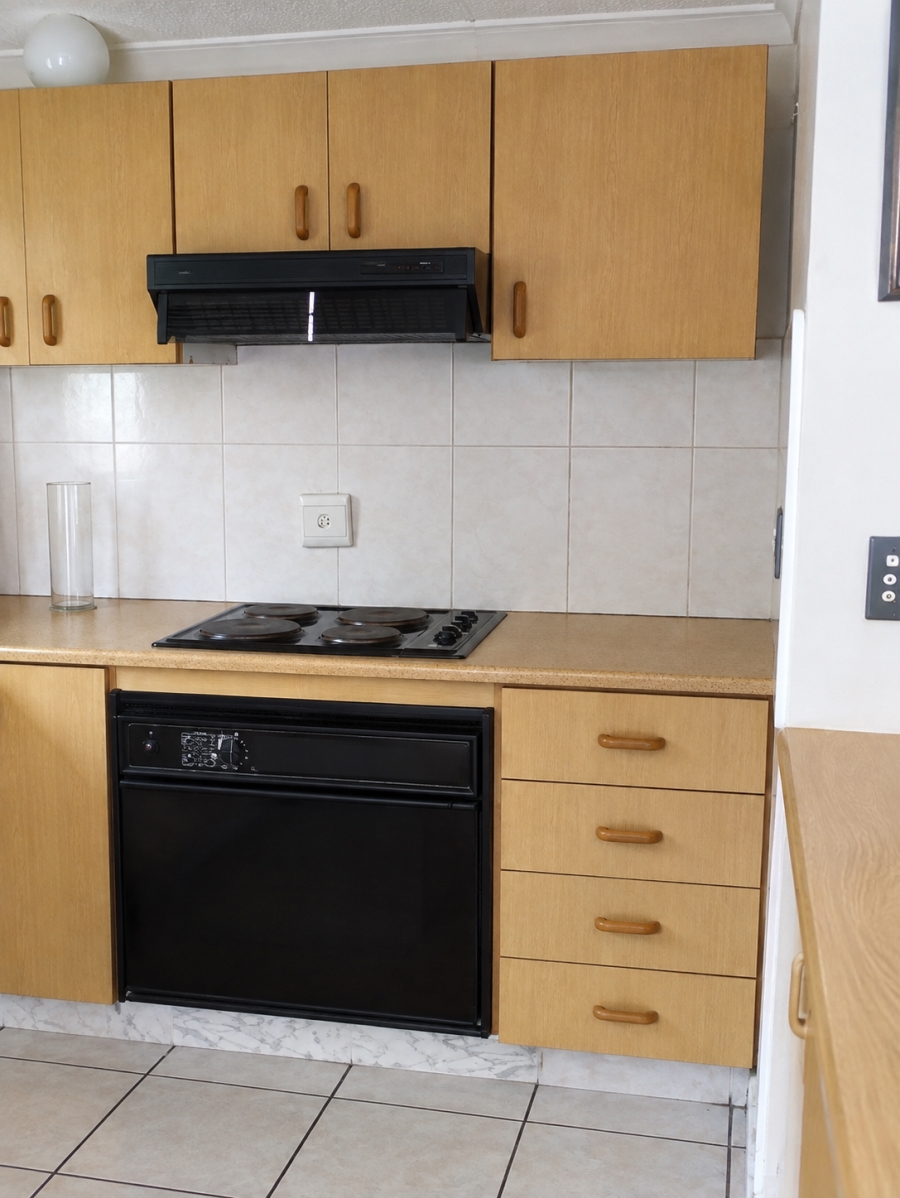 To Let 1 Bedroom Property for Rent in Brighton Beach KwaZulu-Natal