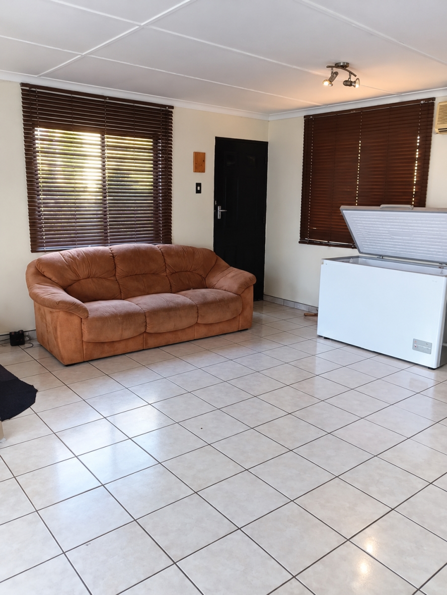 To Let 1 Bedroom Property for Rent in Brighton Beach KwaZulu-Natal