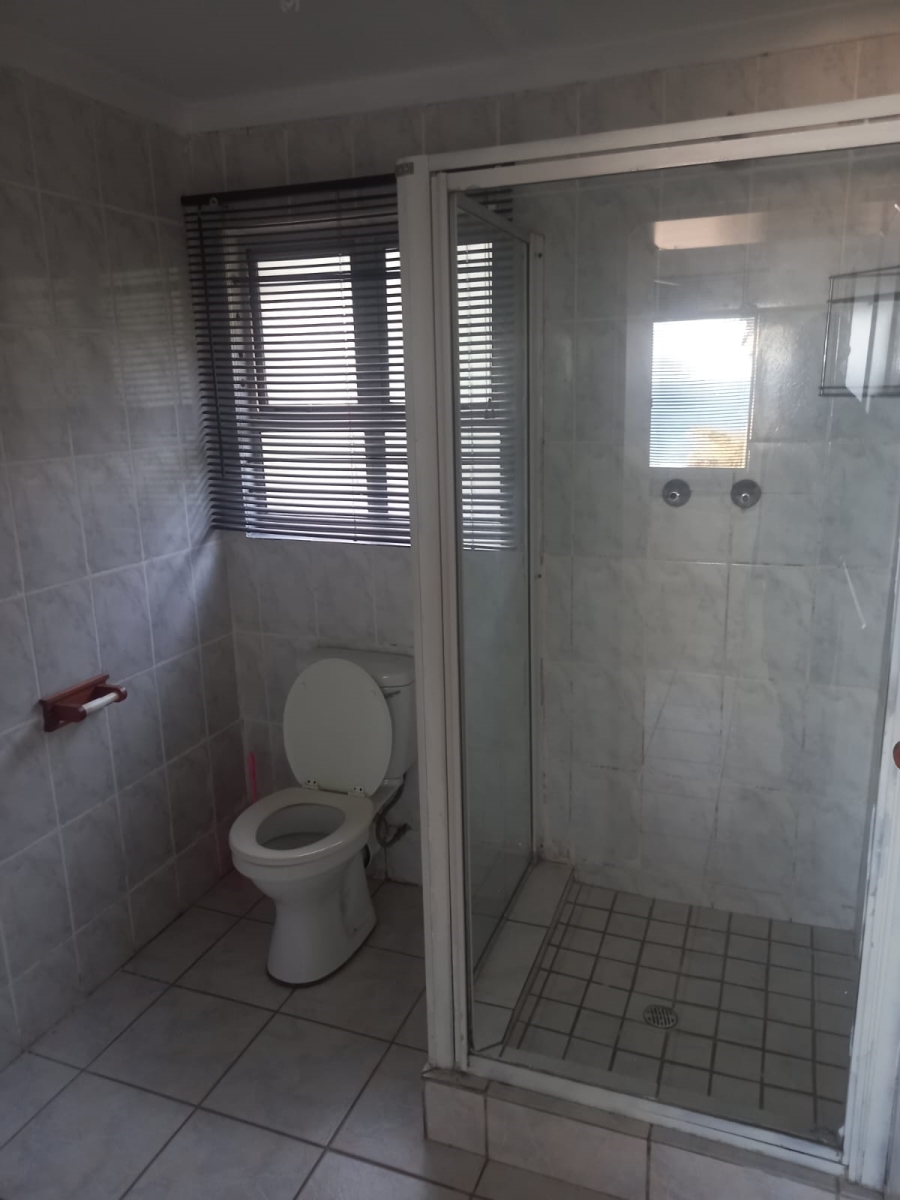 1 Bedroom Property for Sale in Brighton Beach KwaZulu-Natal