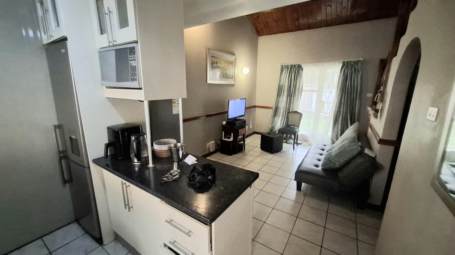 1 Bedroom Property for Sale in Scottsville KwaZulu-Natal