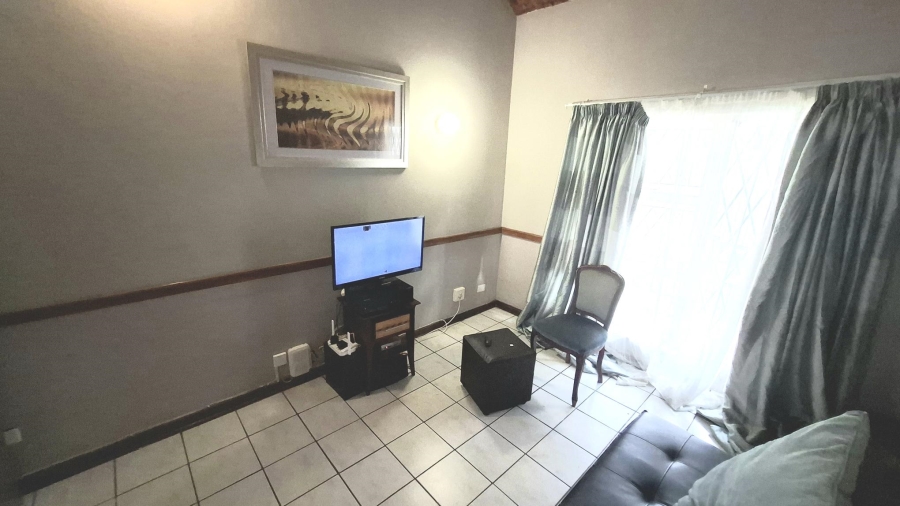 1 Bedroom Property for Sale in Scottsville KwaZulu-Natal