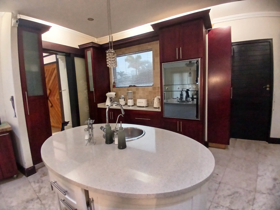 5 Bedroom Property for Sale in Umhlanga Ridge KwaZulu-Natal