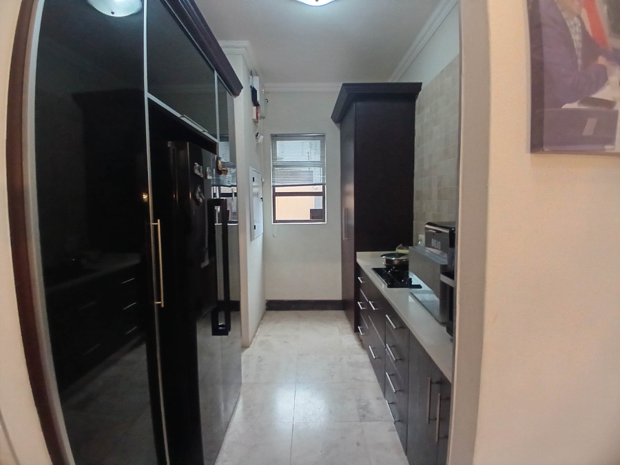 5 Bedroom Property for Sale in Umhlanga Ridge KwaZulu-Natal