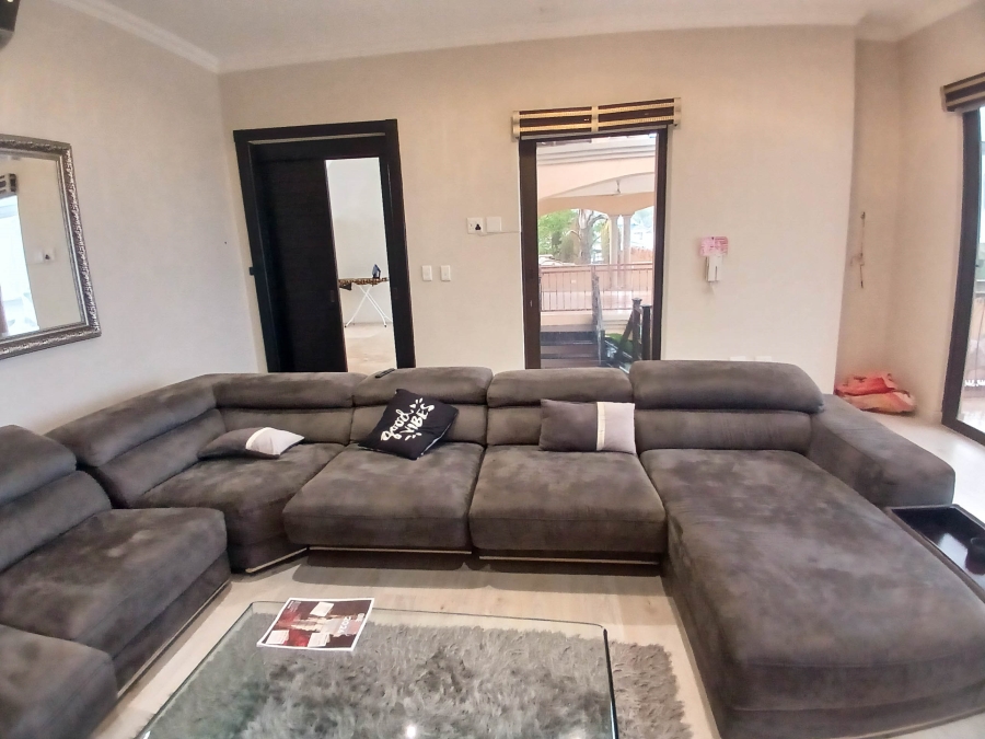 5 Bedroom Property for Sale in Umhlanga Ridge KwaZulu-Natal