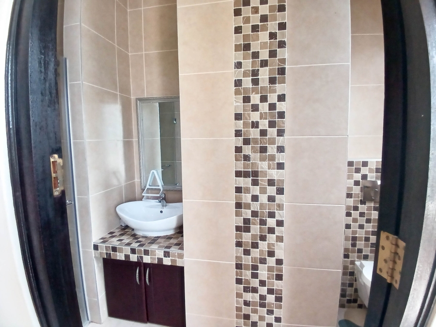 5 Bedroom Property for Sale in Umhlanga Ridge KwaZulu-Natal
