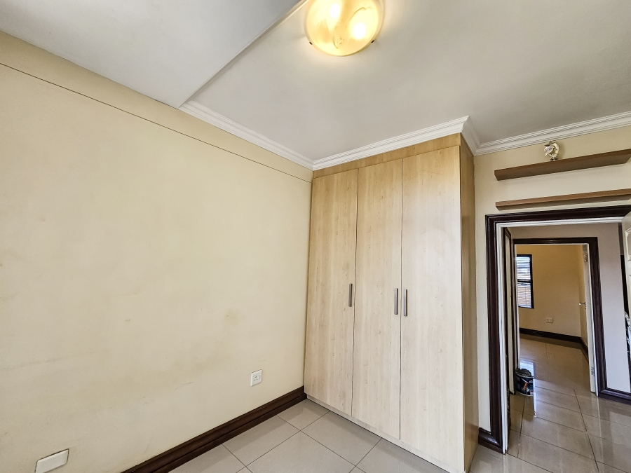 To Let 2 Bedroom Property for Rent in Umhlanga Ridge KwaZulu-Natal