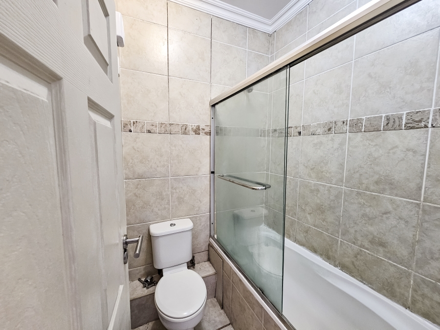 To Let 2 Bedroom Property for Rent in Umhlanga Ridge KwaZulu-Natal