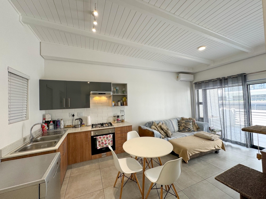 To Let 1 Bedroom Property for Rent in Umhlanga Ridge KwaZulu-Natal