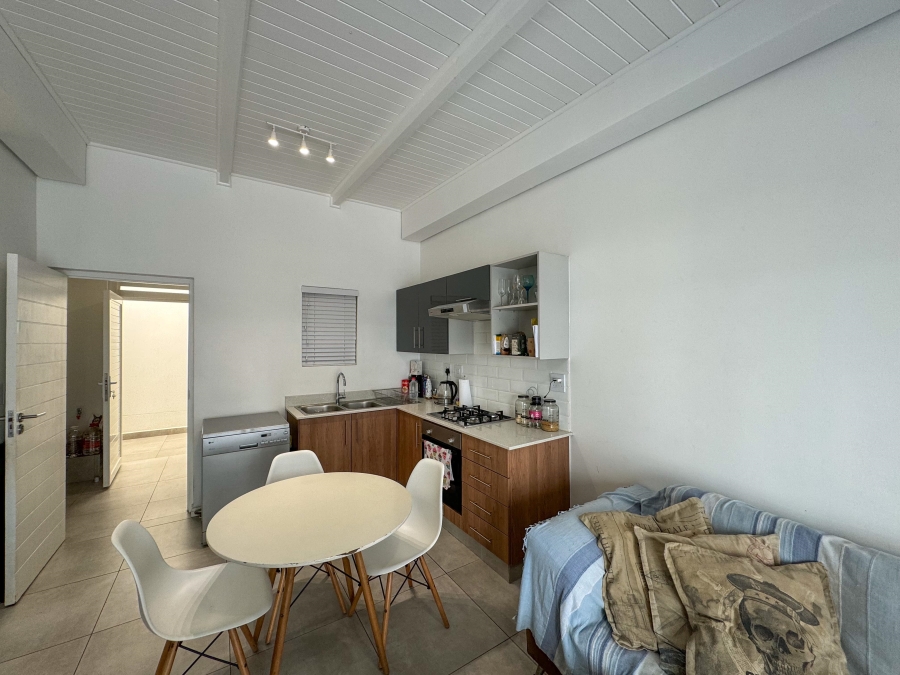 To Let 1 Bedroom Property for Rent in Umhlanga Ridge KwaZulu-Natal