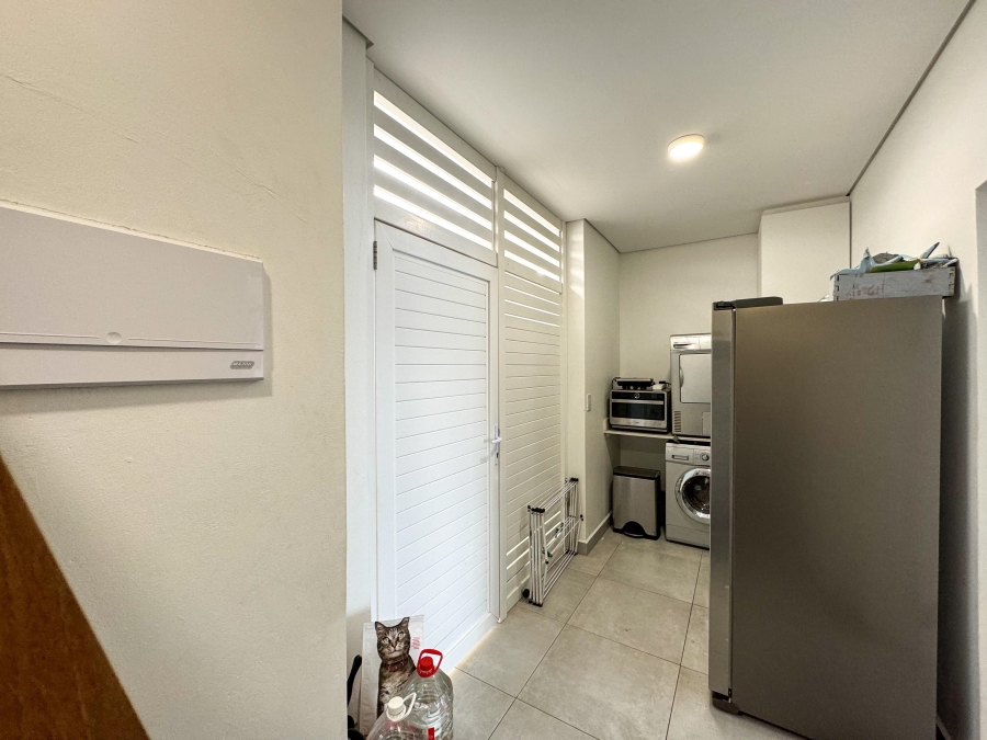 To Let 1 Bedroom Property for Rent in Umhlanga Ridge KwaZulu-Natal