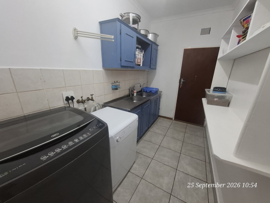 4 Bedroom Property for Sale in Huttenheights KwaZulu-Natal